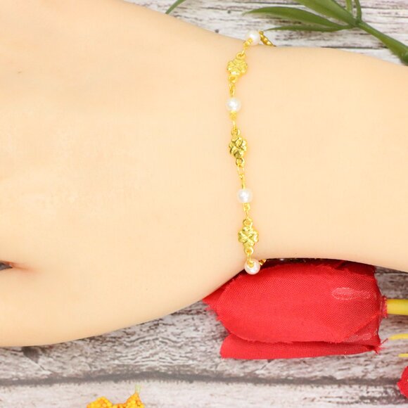 Trendy Bracelet for Girls & Women – Cute, Adjustable & Gift-Ready | MLCRC1122 - Picture 4 of 10